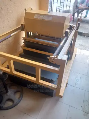 Egg Layer Block Moulding Machine 9inchs 3mould 6inchs 4mould