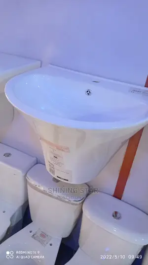 Wall Hung Ceramic Basins