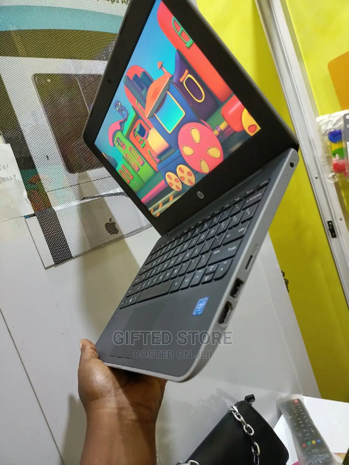 Laptop HP Stream 11 Pro G4 EE 4GB Intel Celeron SSD 60GB