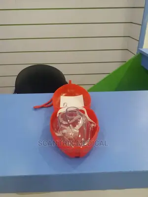 Easy To Use CPR Mask