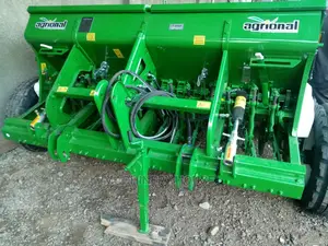 Planter With Fertilizer Applicator