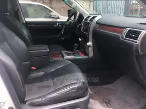 Lexus GX 460 Premium 2011 White