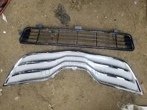 Front Grill Toyota Camry 2010