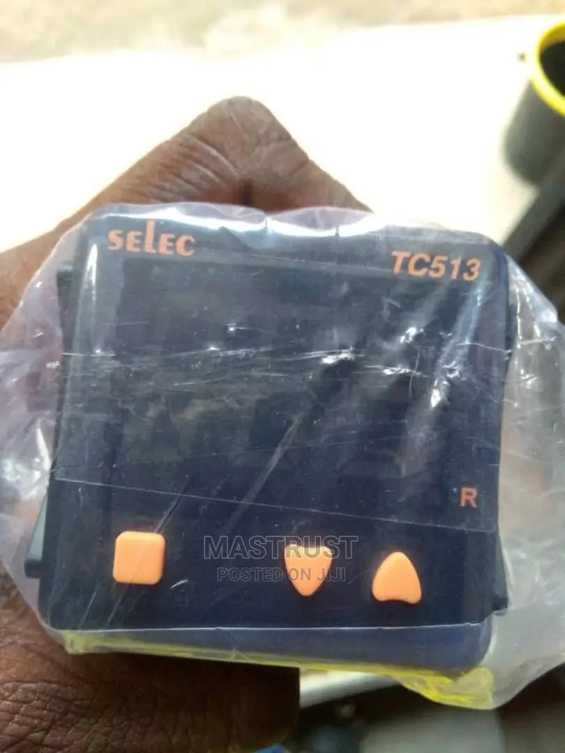 Selec TC513 Temperature Controller in Ojo Electrical Equipment
