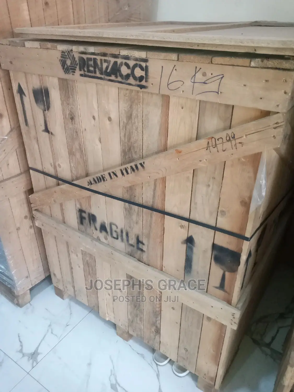 16kg (Renzacci) Washing Machine (Italy) Low Speed.