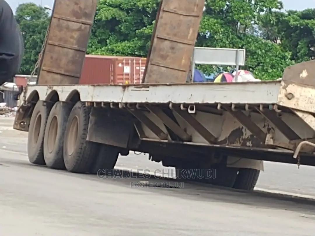80tons Back Loader Lowbed