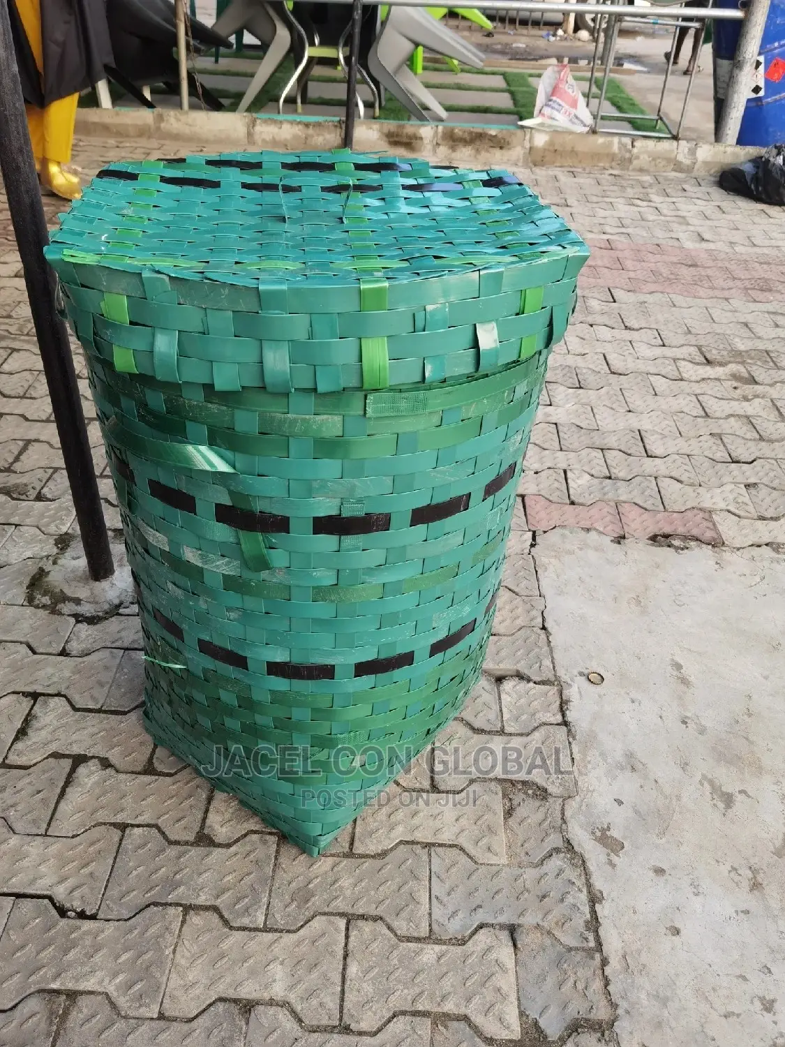 Laundry and Storage Basket in Medium Size (Hand Woven)