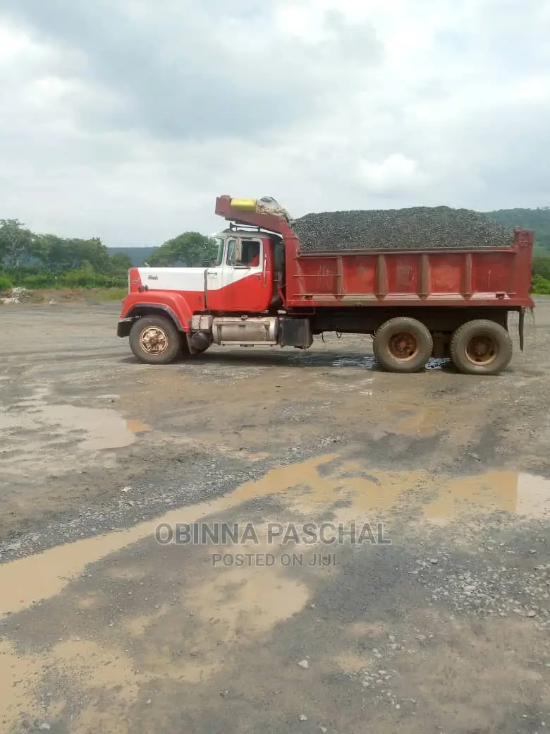 Chippings and Stones