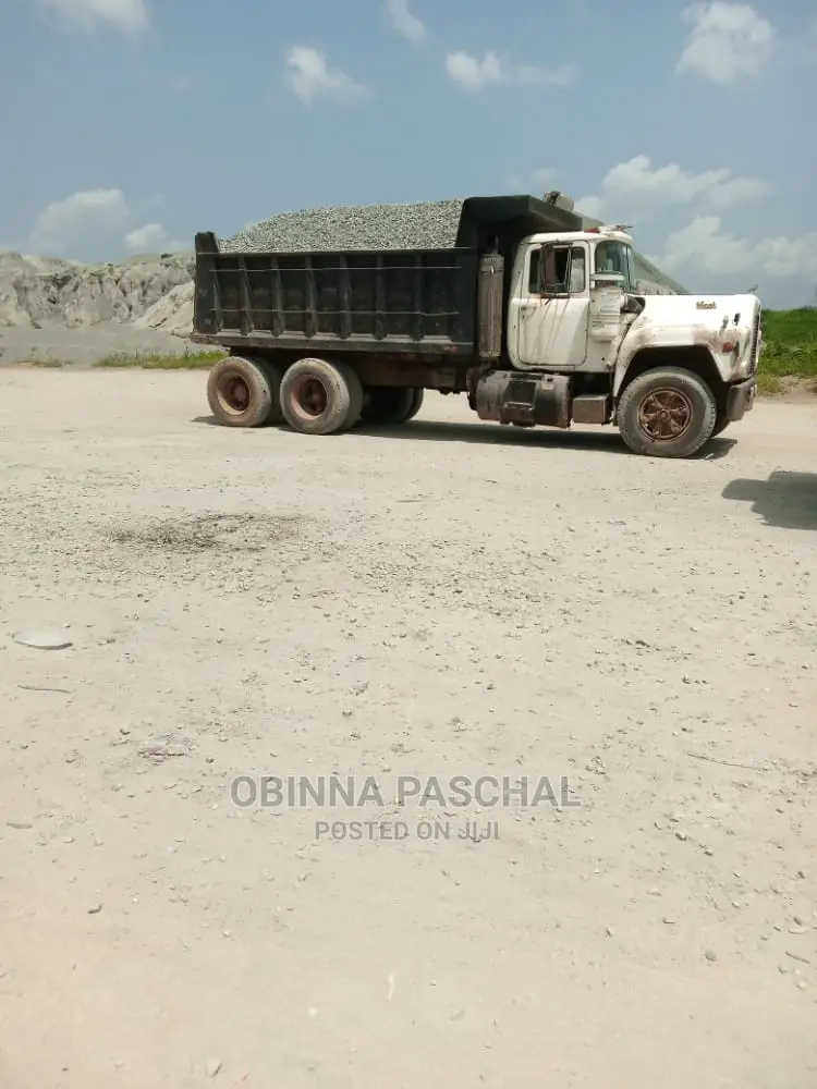 Chippings and Stones
