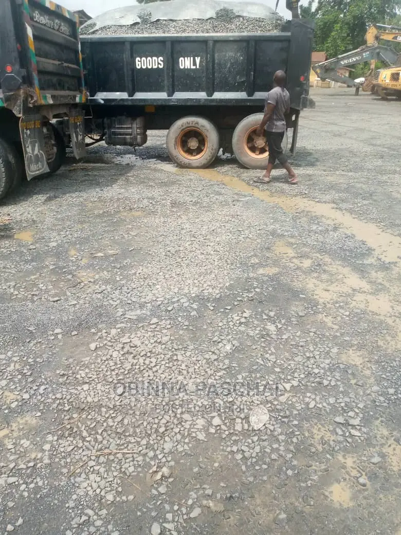 Chippings and Stones