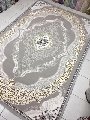 Quality Living Room Designed Super Soft Arabian Center Rug.